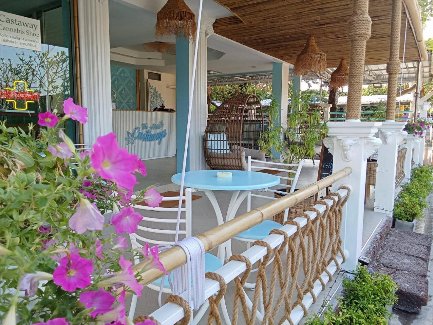 Castaway'S 420 Hotel Hua Hin Exterior photo