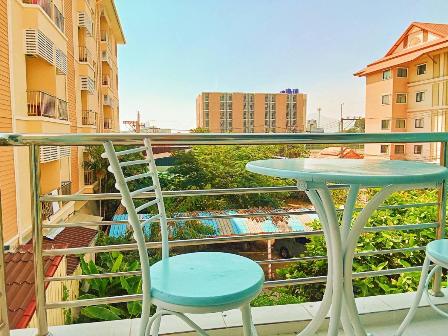 Castaway'S 420 Hotel Hua Hin Exterior photo